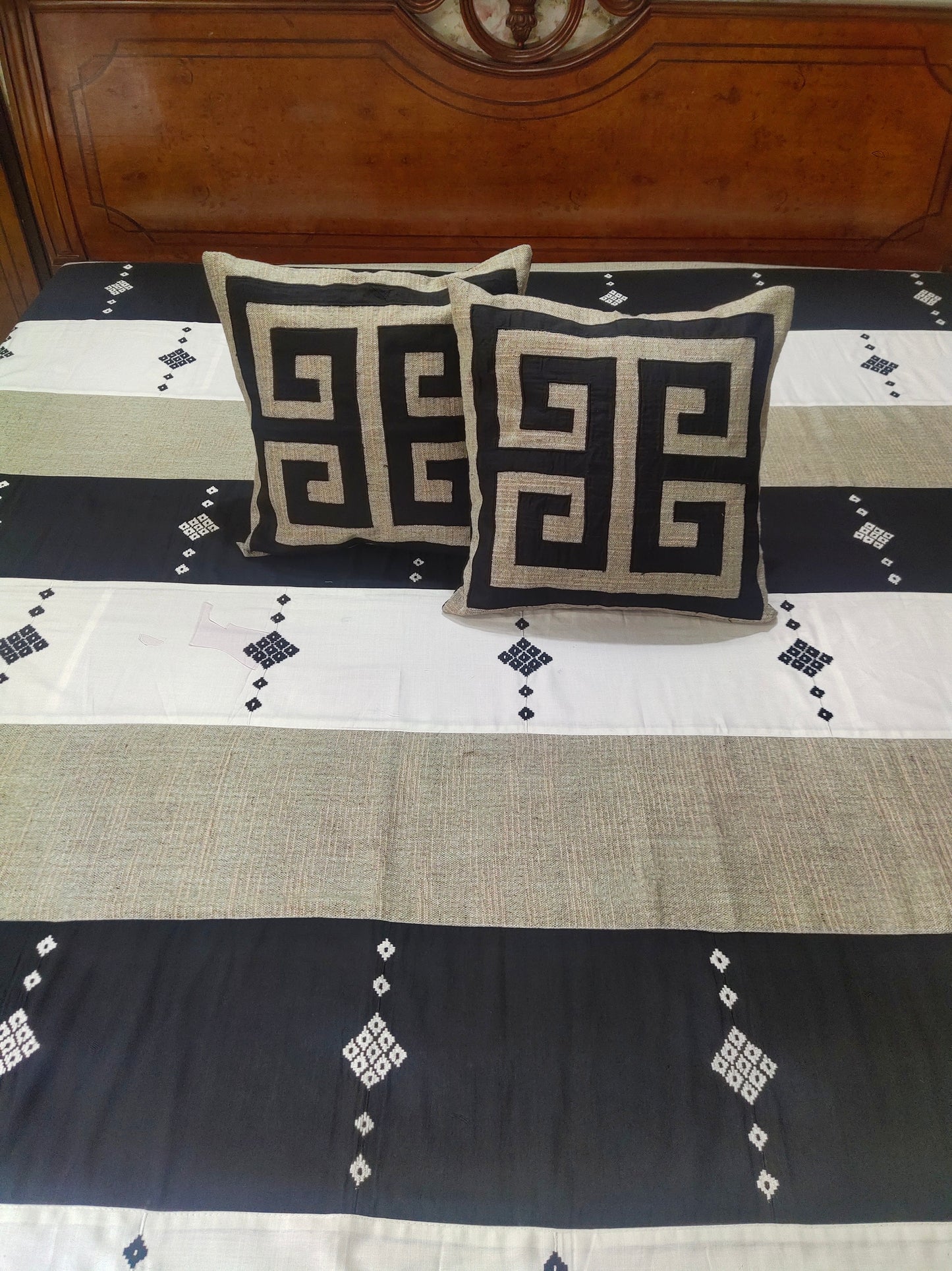 Cotton Bed Cover- Black & Jute EMB